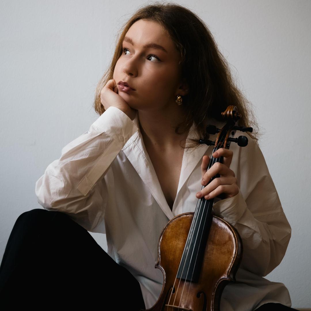 Bella Hoziasa